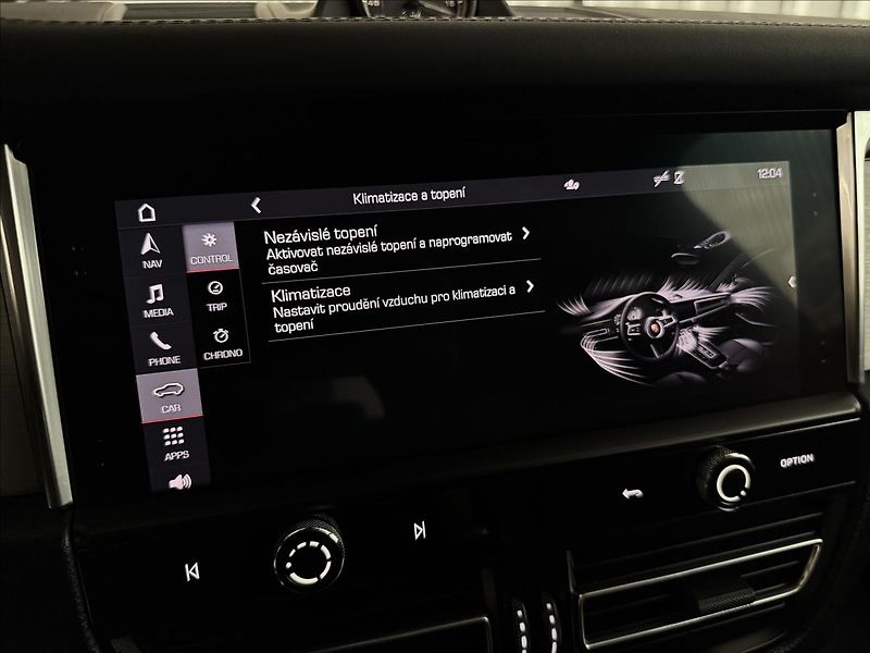 Porsche Macan T CHRONO PASM PANO MATRIX LED - fotka 27 z 49