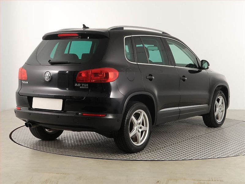 Volkswagen Tiguan (2014) 2.0 TDI, 4X4, Navi, Tempomat - fotka 5 z 17