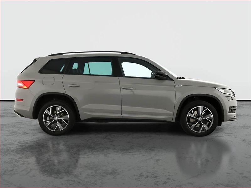 Škoda Kodiaq (2021) 2.0 TDI - fotka 6 z 21