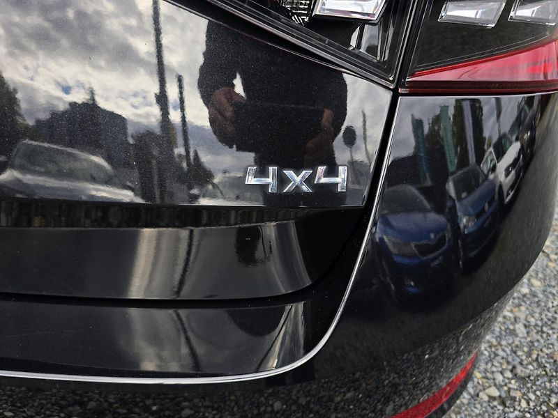 Škoda Superb 2.0TDI 147KW DSG 4x4 L&K TOP! - fotka 5 z 50