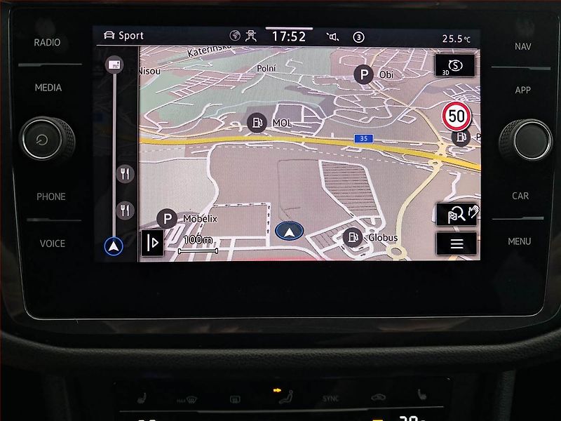 Volkswagen Tiguan (2021) R-Line 2.0 TDI - fotka 13 z 18