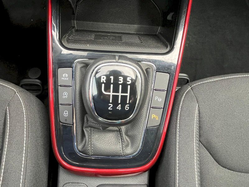 Škoda Fabia (2025) 1.0 TSI 85kW Monte Carlo - fotka 19 z 25