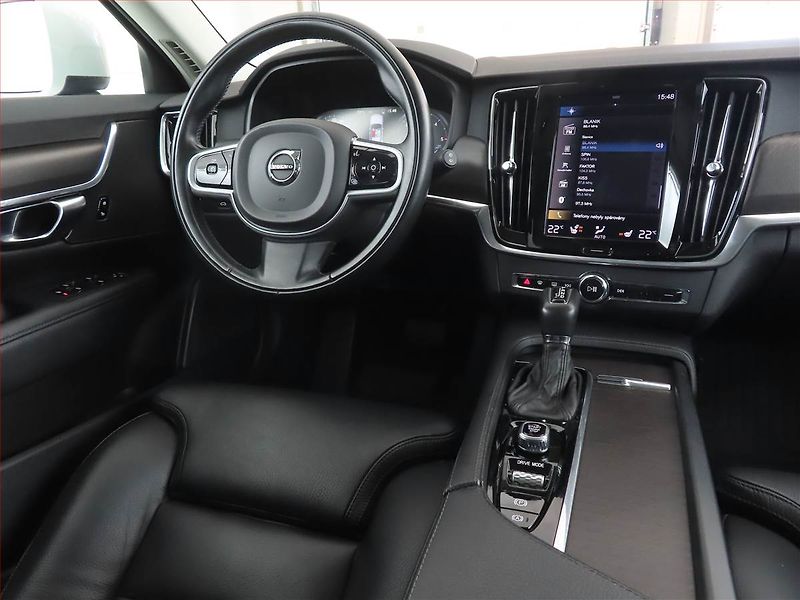 Volvo V90 (2018) Cross Country - fotka 7 z 17