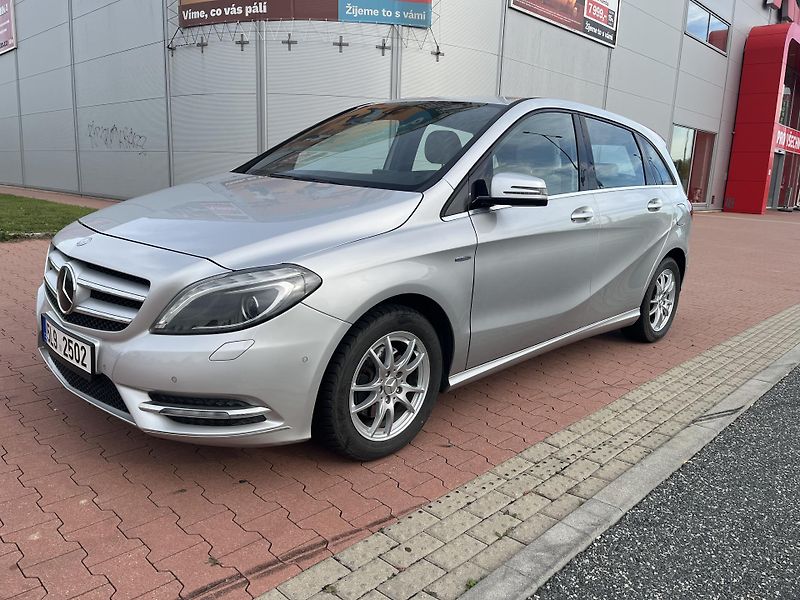Mercedes-Benz Třídy B 180 CDi ČR - fotka 1 z 32
