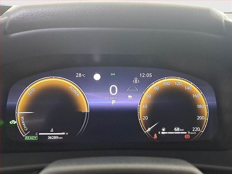 Toyota C-HR (2024) 2.0 Hybrid - fotka 11 z 19