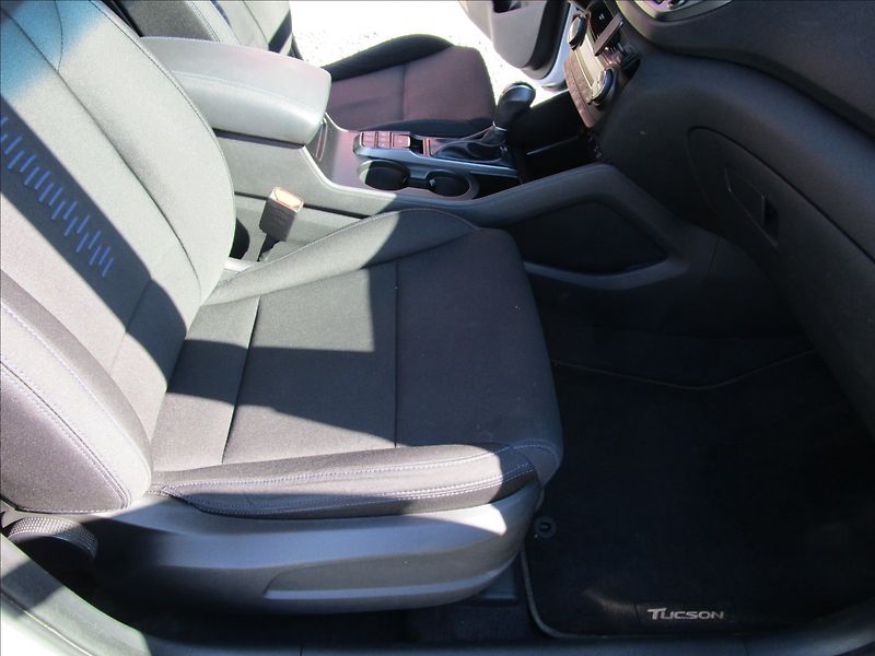 Hyundai Tucson 2.0CRDi 4WD, automat - fotka 22 z 47