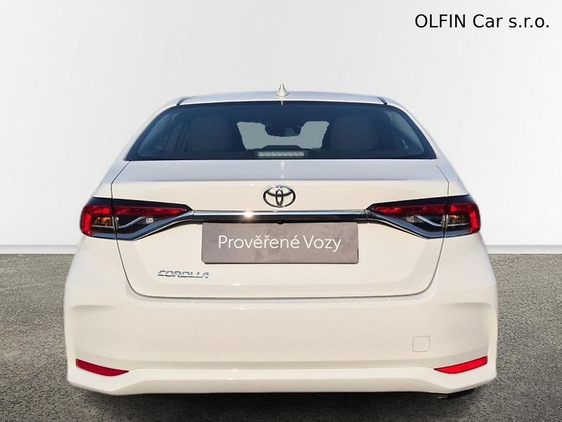 Toyota Corolla Comfort  1,5 92 kW SD - fotka 8 z 24
