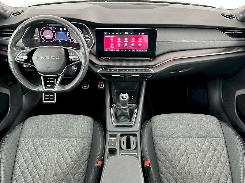 Škoda Octavia (2025) Combi 1.5TSI 110kW SportLine - fotka 5 z 32