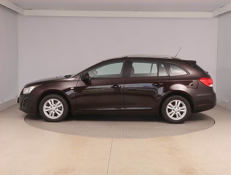 Chevrolet Cruze (2013) 1.7 VCDi, Serv.kniha, po STK - fotka 3 z 15