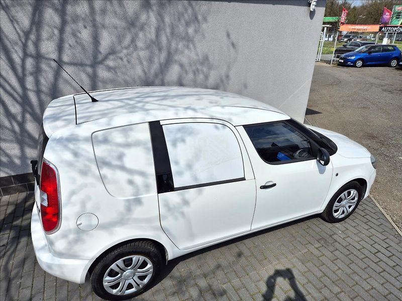 Škoda Praktik 1,6 TDI Facelift Klima ESP!! - fotka 7 z 22