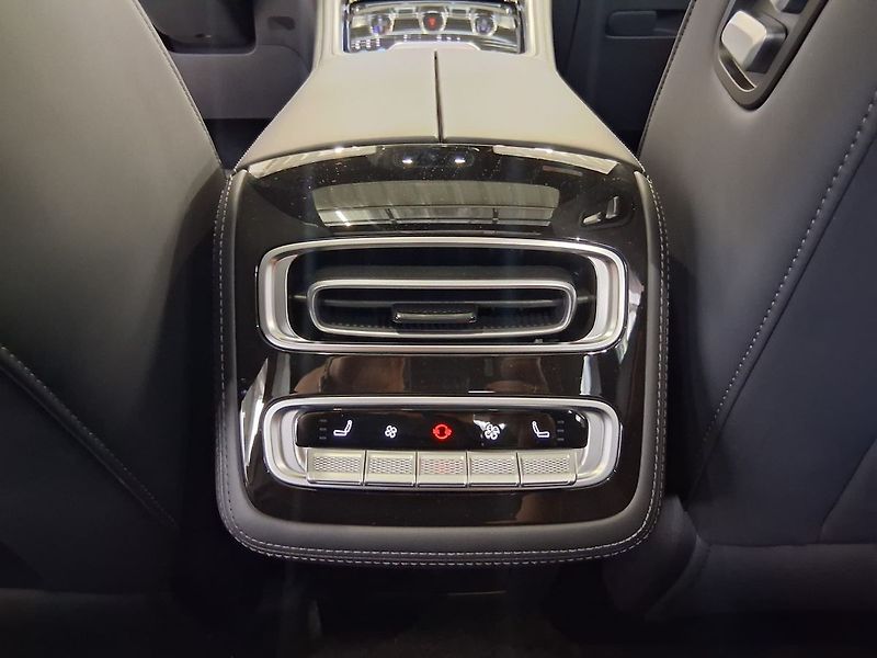 Omoda 9 (2025) Premium 1.5t GDI SHS AWD - fotka 24 z 25