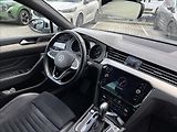 Volkswagen Passat 2,0 TDI R-Line 140kW - náhled 19