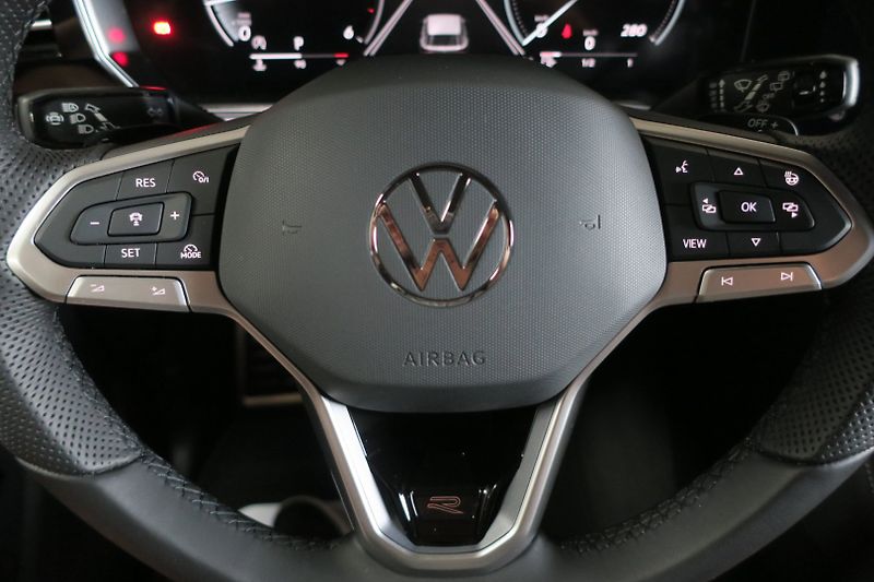 Volkswagen Touareg (2026) NEW Final Edition R Line 210kW - fotka 16 z 50