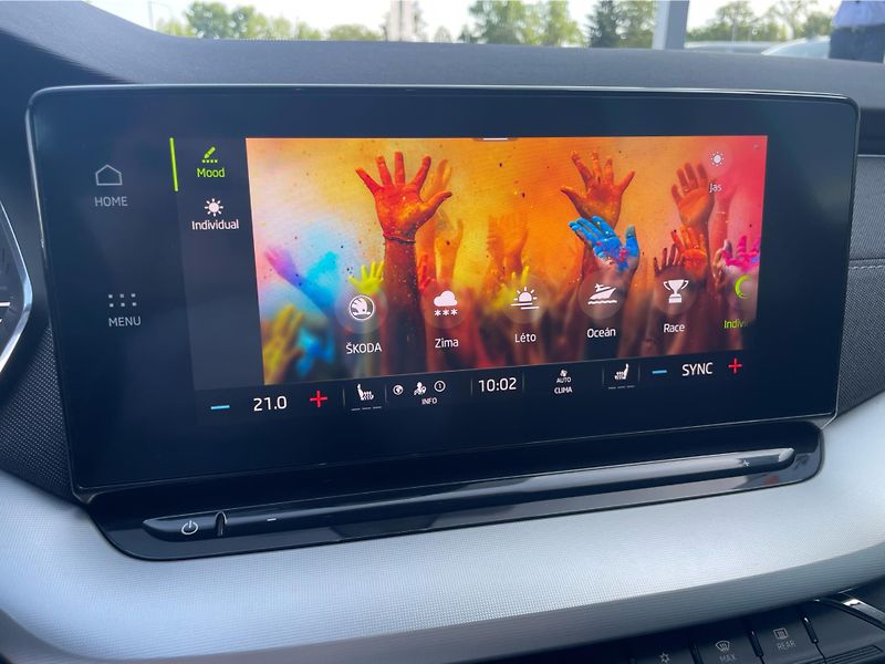 Škoda Octavia COMBI 1.5 TSi M-HEV DSG 7st. S - fotka 21 z 29