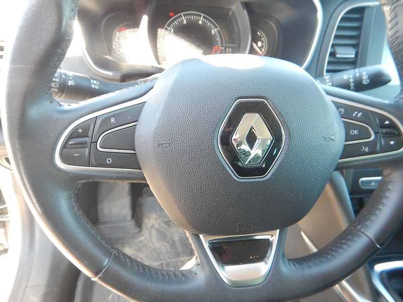 Renault Mégane 1.2 TCe, ČR, 97 kW - fotka 21 z 26