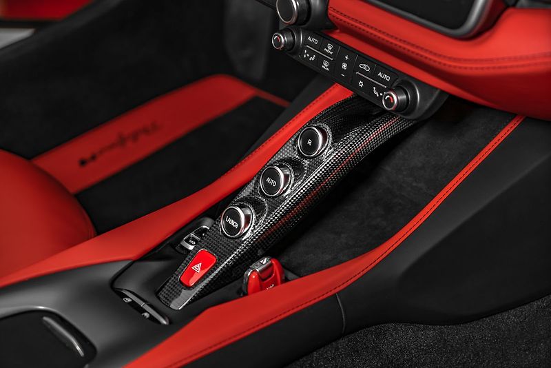 Ferrari Portofino M, ventilace, Magneride, kamer - fotka 26 z 31