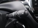 Peugeot 208 1,2 PureTech Klima CZ 1.Maj. - náhled 21