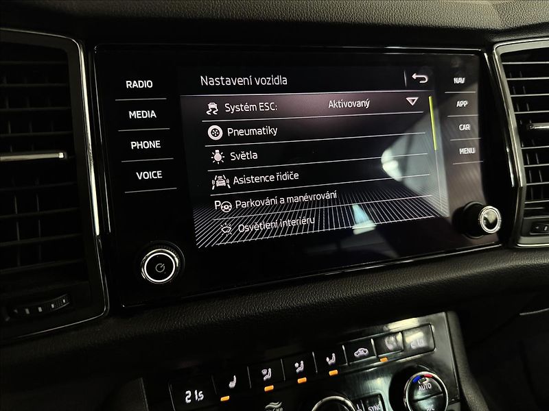 Škoda Kodiaq 1.5TSI Virtual Style LED - fotka 22 z 40