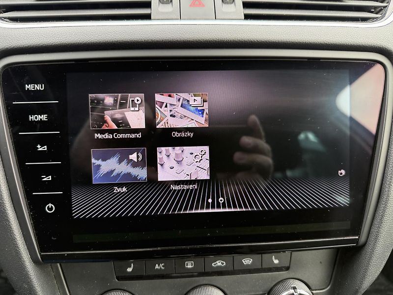 Škoda Octavia 1,6TDI 85kW Pravidelný servis - fotka 17 z 25