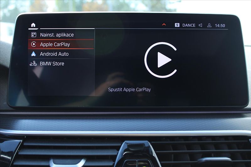 BMW Řada 5 520d xDrive 140kW M PAKET NAVI - fotka 19 z 32