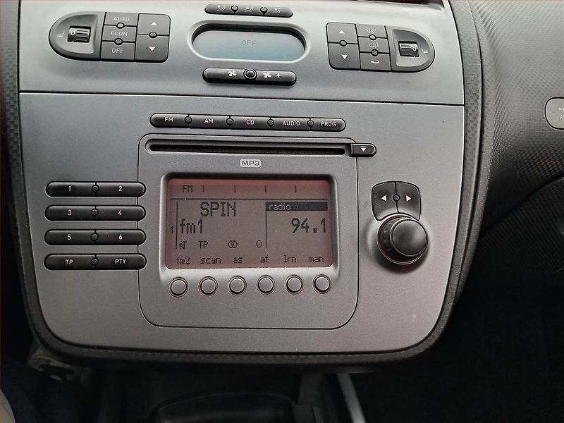 Seat Altea (2006) 2.0 TDI, po STK, Tažné - fotka 12 z 15