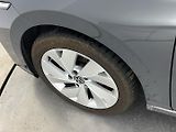 Volkswagen Golf Life DSG - náhled 27