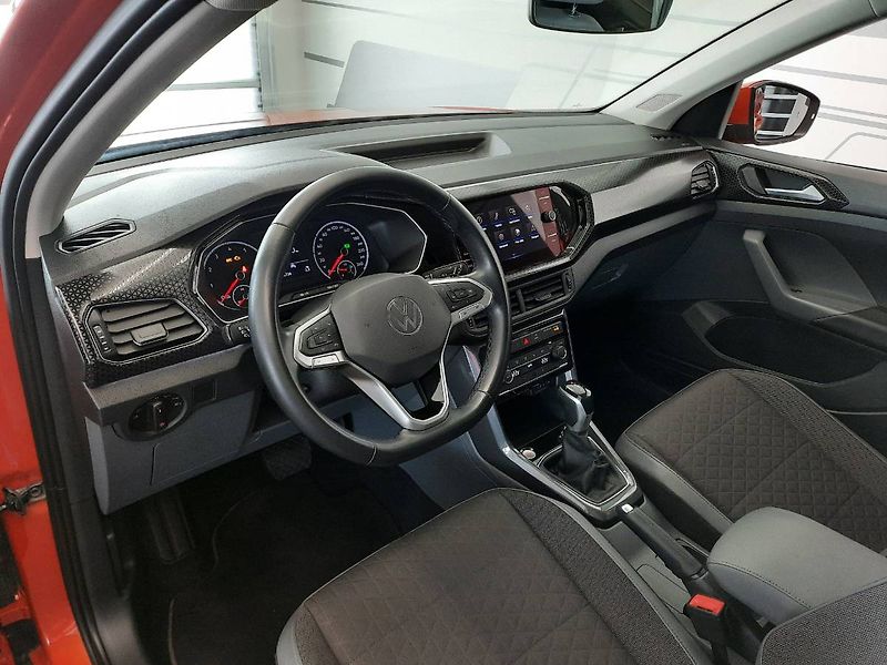 Volkswagen Ostatní (2021) Style 1.5 TSI (110kW/150k) DSG - fotka 6 z 25
