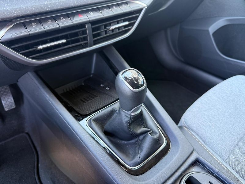Škoda Octavia Top Selection 1.5 TSI 110kW - fotka 20 z 27