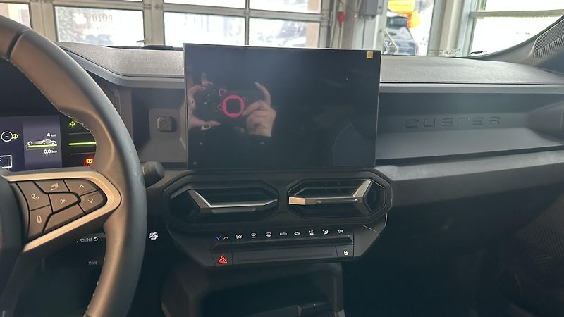 Dacia Duster (2026) Journey Hybrid-G 150 4x4 - fotka 25 z 30
