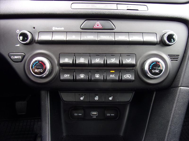 Kia Sportage 1,6 GDI Top 1maj. 97kW - fotka 24 z 34