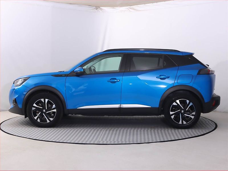 Peugeot 2008 (2021) Allure 50 kWh, SoH 91% - fotka 3 z 25