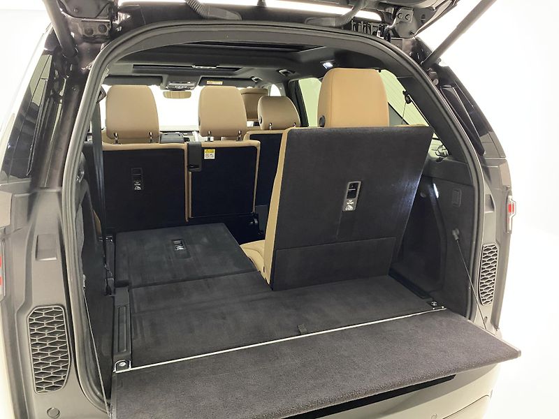Land Rover Discovery D350 DYNAMIC HSE AWD AUT CZ - fotka 31 z 58