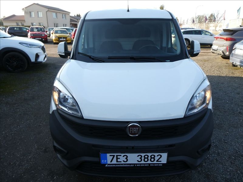 Fiat Dobló cargo 1,4 benzín/CNG SX L2H1,DPH,ČR - fotka 3 z 36