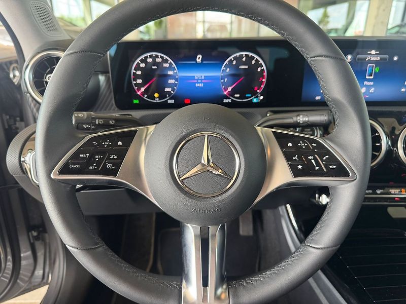 Mercedes-Benz Třídy A 200 - fotka 14 z 20