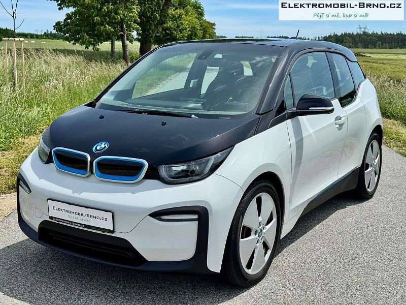 BMW i3 (2022) 120Ah, SoH 90% - fotka 3 z 18
