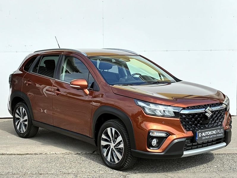 Suzuki S-Cross 1.4 BoosterJet 6AT 4x4 Eleganc - fotka 6 z 21