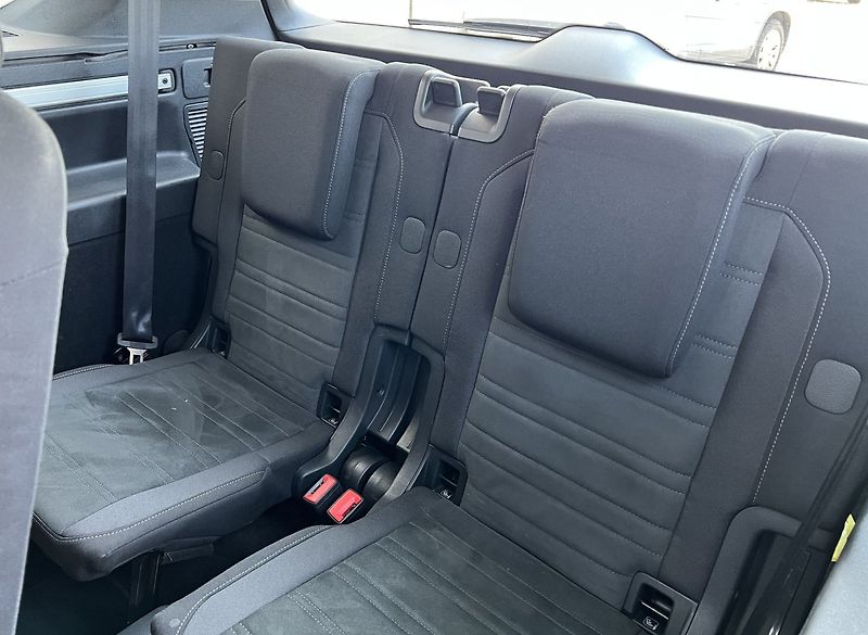 Volkswagen Touran (2019) 1.6TDi COMFORTLINE 7-míst - fotka 20 z 37