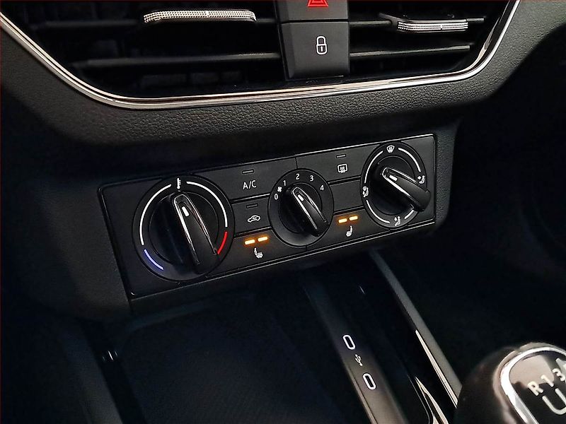 Škoda Scala (2021) 1.0 TSI, ČR,1.maj, Tempomat - fotka 16 z 19