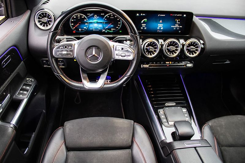 Mercedes-Benz GLA - fotka 17 z 22