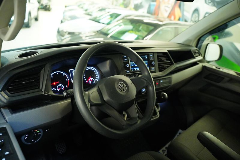 Volkswagen Transporter - fotka 15 z 26
