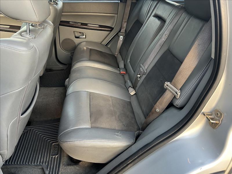 Jeep Grand Cherokee 6,1 SRT8,Tažné,LPG - fotka 18 z 18