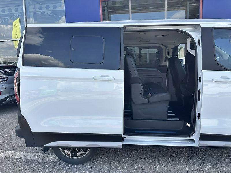 Ford Tourneo Custom Active L1, Tourneo, 2.5 Durate - fotka 30 z 42