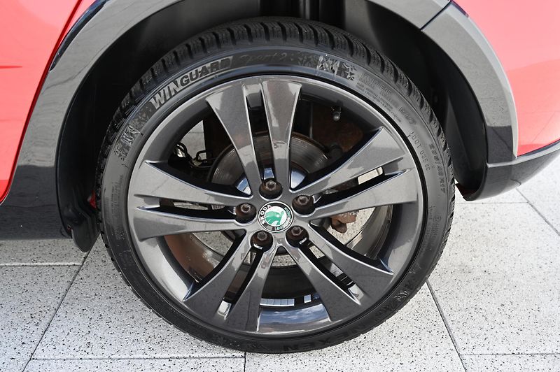 Škoda Fabia 1.2TSI 77KW Monte Carlo 1/2013 - fotka 29 z 41