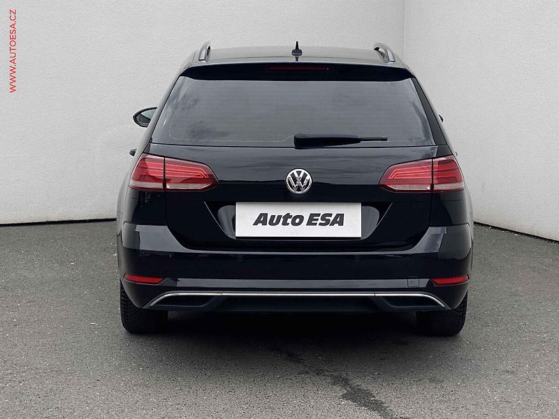 Volkswagen Golf (2019) 2.0 TDi, Comfortline, DSG - fotka 5 z 18