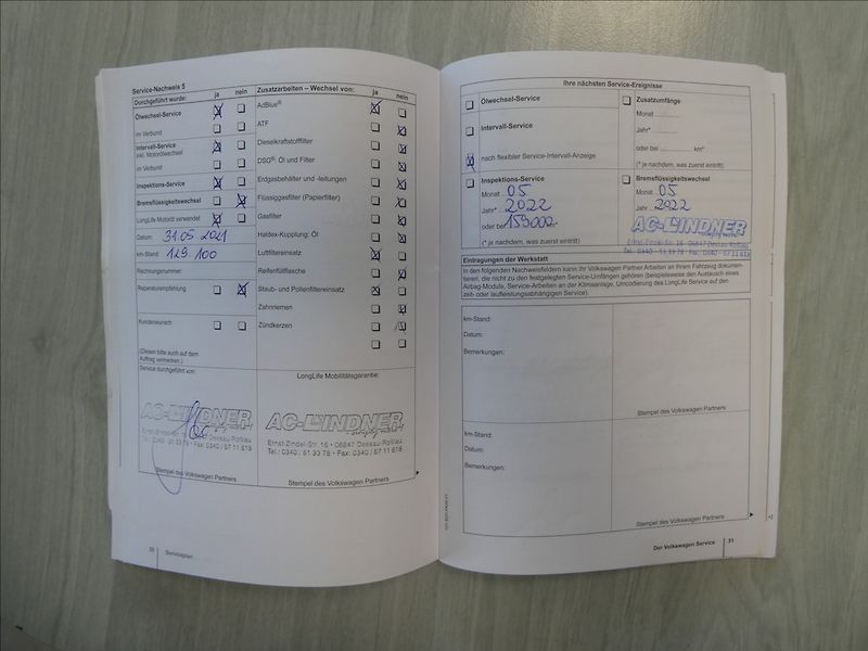 Volkswagen Sharan 2,0 TDi DSG STYLE serviska - fotka 46 z 48