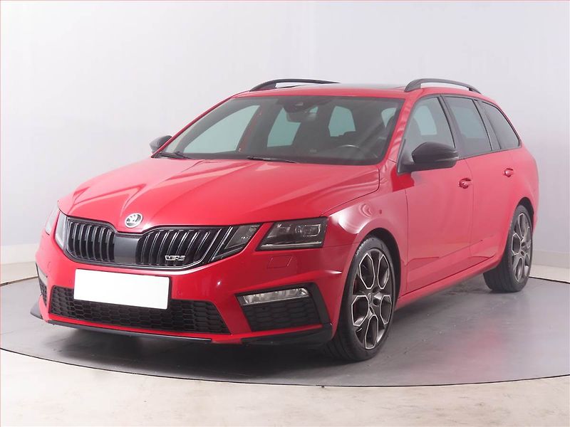 Škoda Octavia (2018) RS 2.0 TSI - fotka 2 z 17