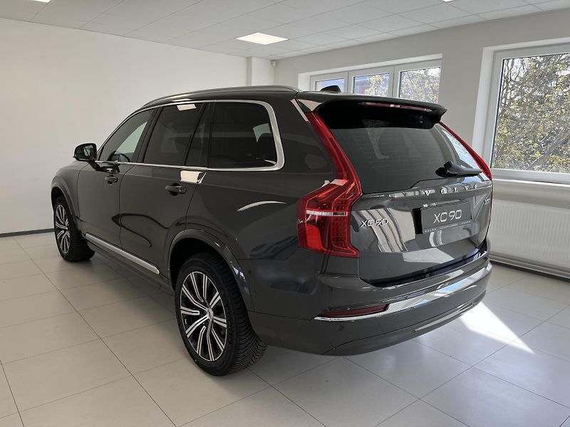 Volvo XC90 (2024) PLUS - fotka 10 z 10