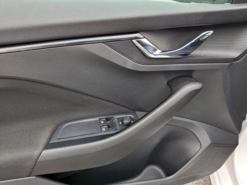 Škoda Kamiq (2020) Ambition 1,6TDi 85kW - fotka 29 z 29