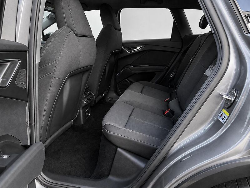 Audi Q4 e-tron  50 quattro S-LINE 21