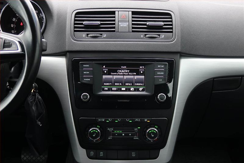 Škoda Yeti (2016) 1.4 TSI, Automat, Tempomat - fotka 12 z 17